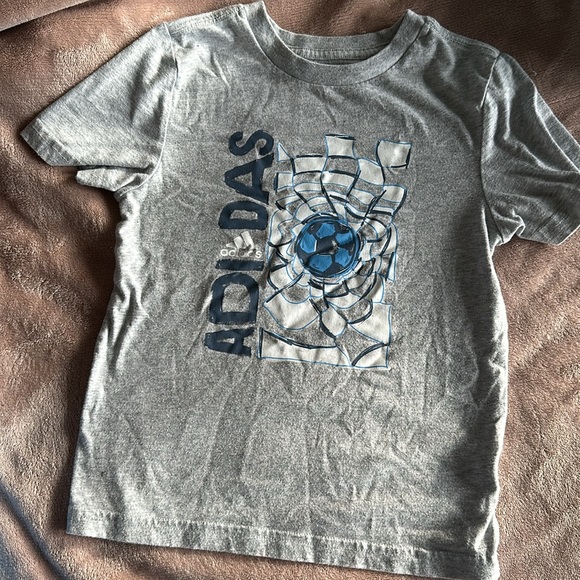 Adidas Boys Set - Picture 4 of 5